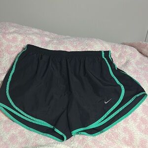 Nike Black and Green Athletic Shorts Lightweight Design